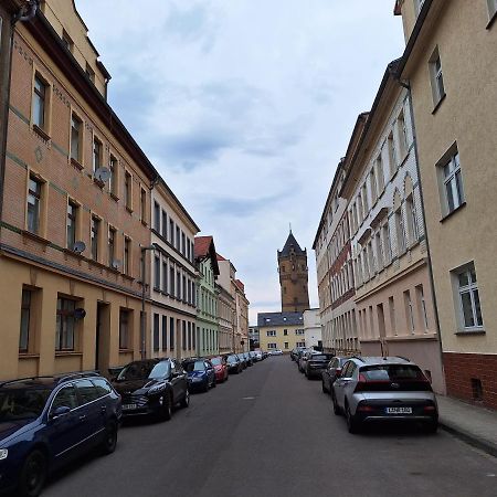 Schoene Zwei-Zimmer-Wohnung "W2" Mit 4 Einzelbetten Und Wlan In Zwenkau Bei Leipzig Im Neuseenland Kültér fotó