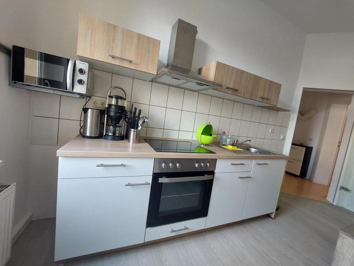 Schoene Zwei-Zimmer-Wohnung "W2" Mit 4 Einzelbetten Und Wlan In Zwenkau Bei Leipzig Im Neuseenland Kültér fotó