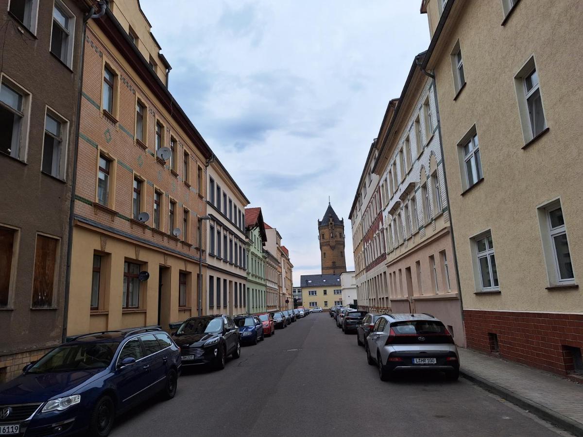Schoene Zwei-Zimmer-Wohnung "W2" Mit 4 Einzelbetten Und Wlan In Zwenkau Bei Leipzig Im Neuseenland Kültér fotó